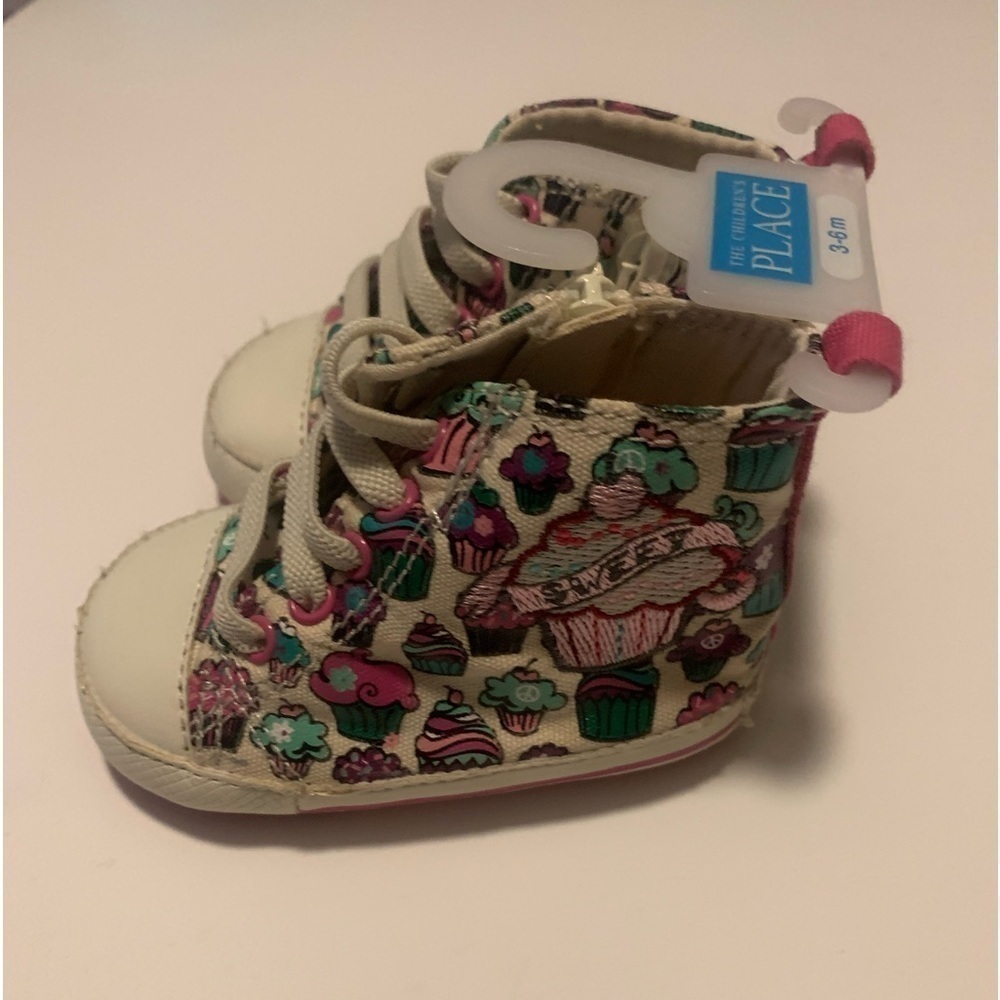Children’s Place Cupcake Canvas Baby Shoes Size 3-6 Month NWT